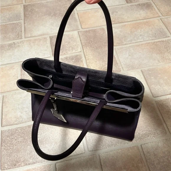 Fendi 2 Jours Plum Large Leather Tote Bag - Picture 5 of 17